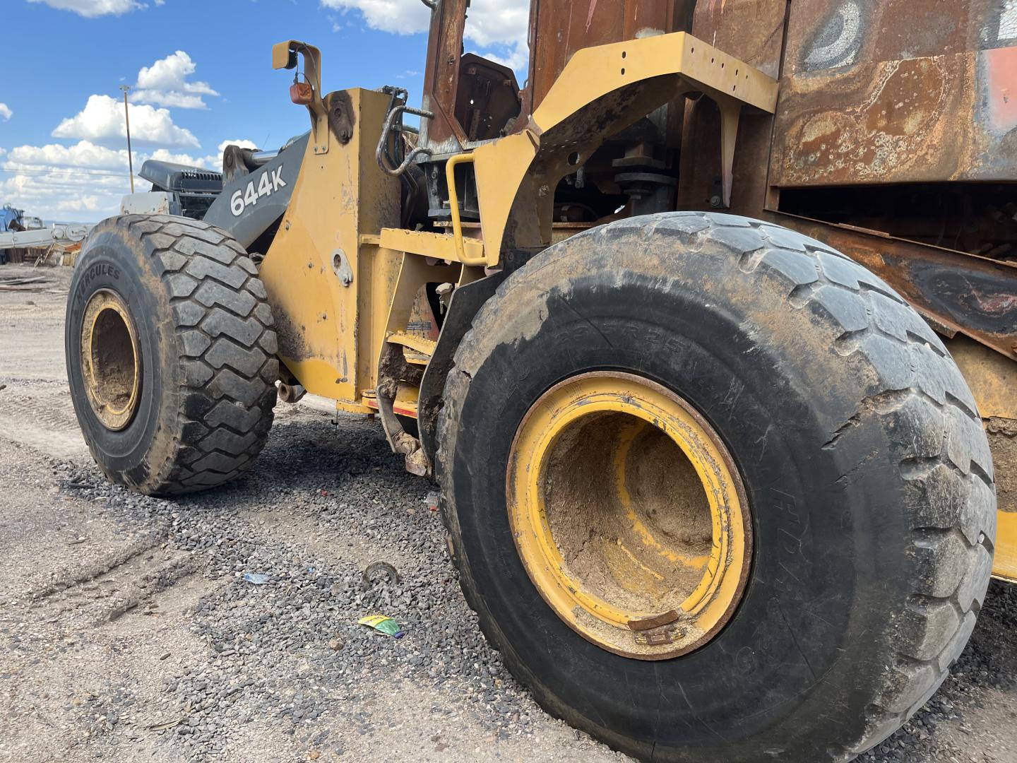 ./imagenes/INVOICE/2019/17023/CARGADOR FRONTAL JOHN DEERE 644K (9).JPG